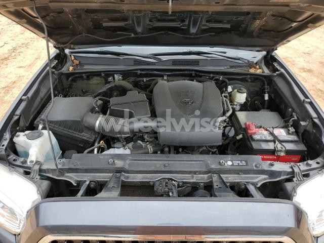 Photo 5 of 2019 TOYOTA TACOMA DOUBLE CAB (VIN 3TMCZ5AN5KM197242)