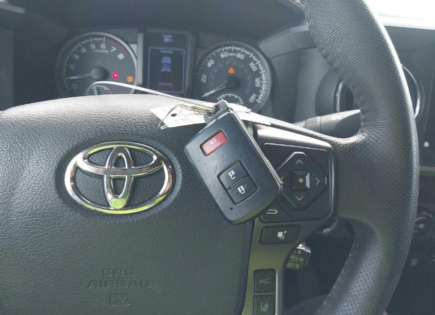Photo 11 of 2019 Toyota Tacoma TRD OFF ROAD (VIN 3TMCZ5AN5KM259450)