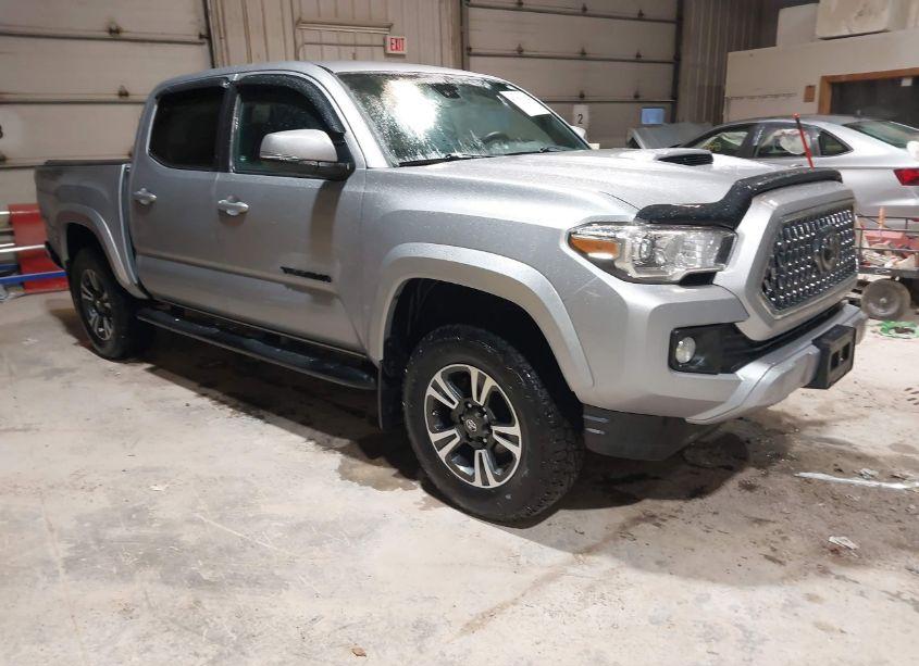 2019 Toyota Tacoma TRD SPORT (VIN 3TMCZ5AN5KM261778) main photo