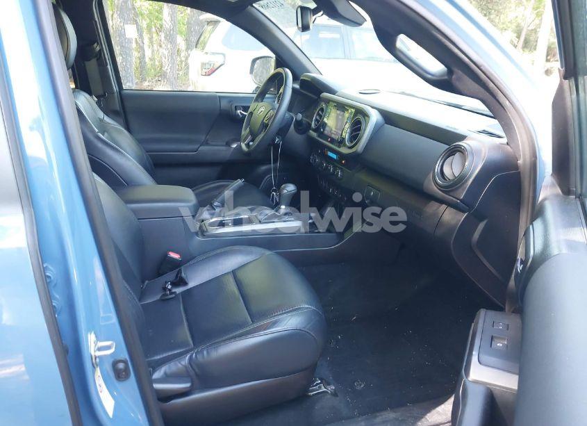 Photo 5 of 2019 Toyota Tacoma TRD SPORT (VIN 3TMCZ5AN5KM263854)