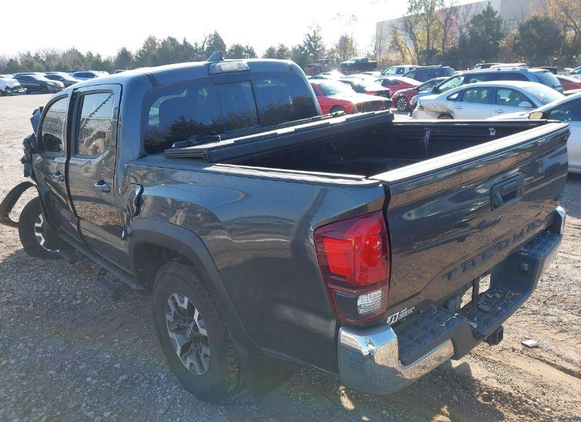 Photo 14 of 2019 Toyota Tacoma TRD OFF ROAD (VIN 3TMCZ5AN5KM268407)