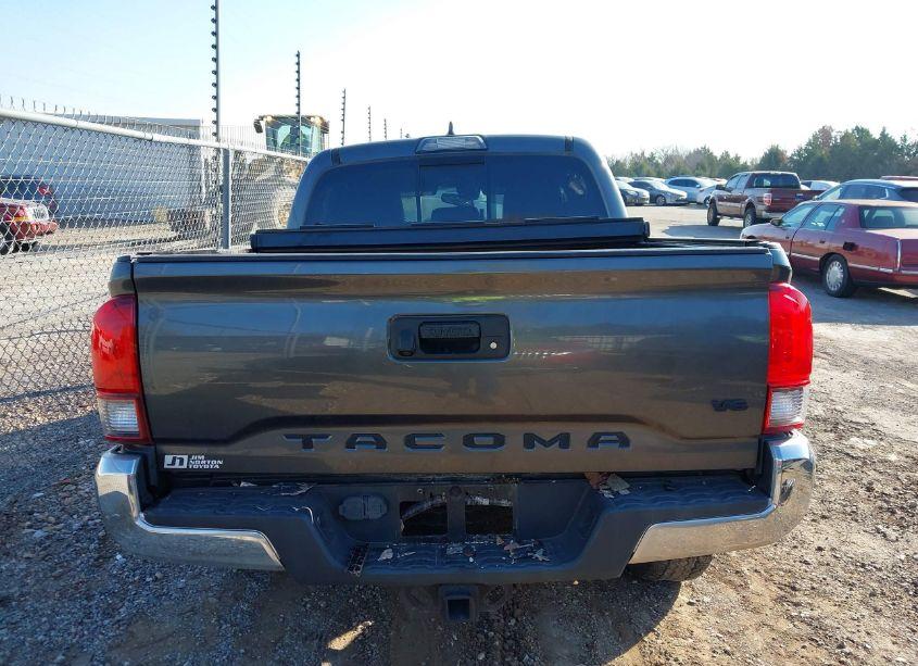 Photo 16 of 2019 Toyota Tacoma TRD OFF ROAD (VIN 3TMCZ5AN5KM268407)