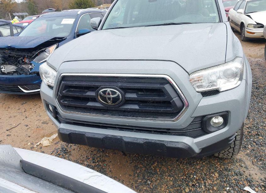 Photo 13 of 2020 Toyota Tacoma SR5 V6 (VIN 3TMCZ5AN5LM294006)