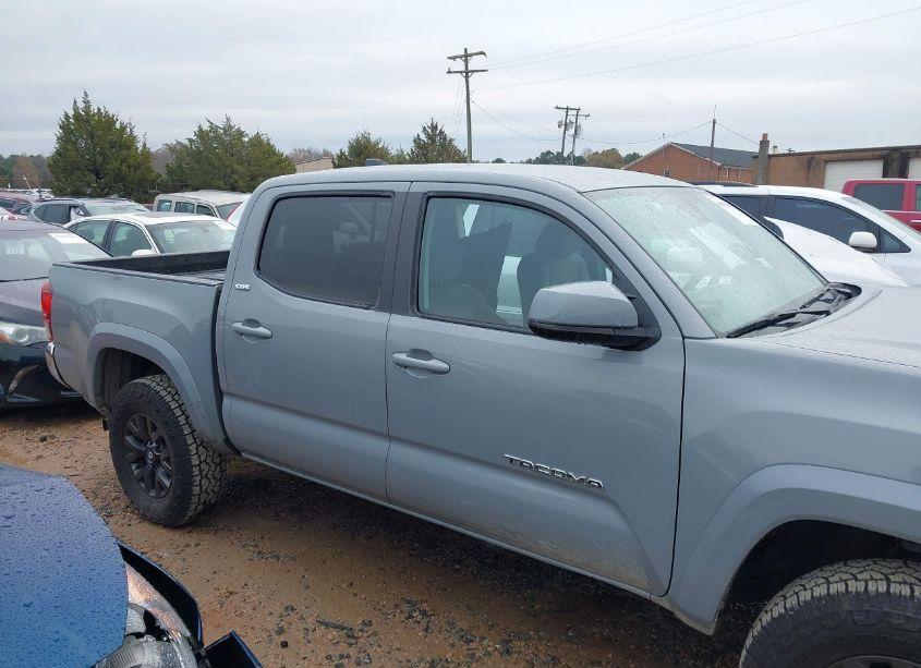 Photo 14 of 2020 Toyota Tacoma SR5 V6 (VIN 3TMCZ5AN5LM294006)