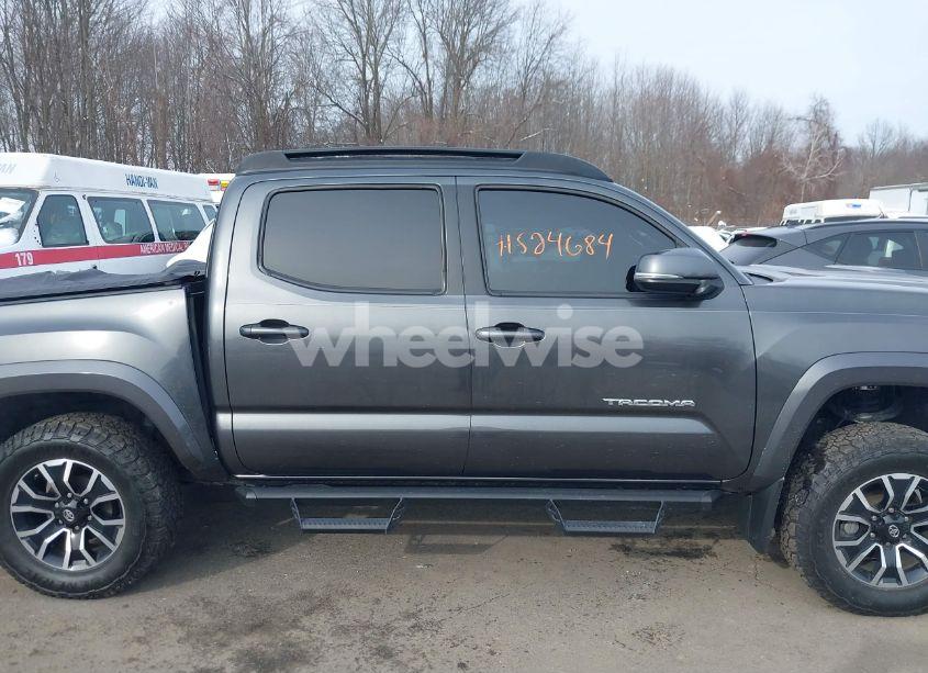 Photo 13 of 2020 Toyota Tacoma (VIN 3TMCZ5AN5LM294572)