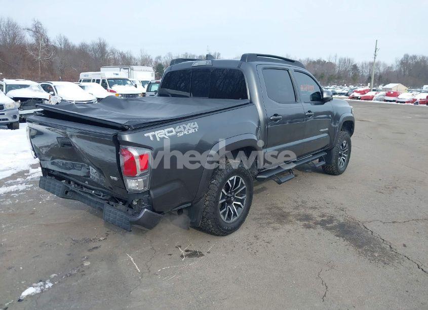 Photo 4 of 2020 Toyota Tacoma (VIN 3TMCZ5AN5LM294572)
