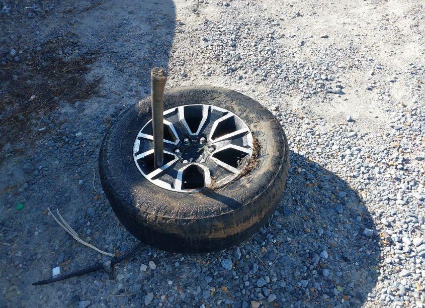 Photo 12 of 2020 Toyota Tacoma TRD SPORT (VIN 3TMCZ5AN5LM336643)