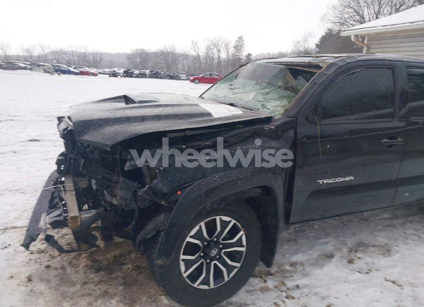 Photo 19 of 2020 Toyota Tacoma (VIN 3TMCZ5AN5LM338408)