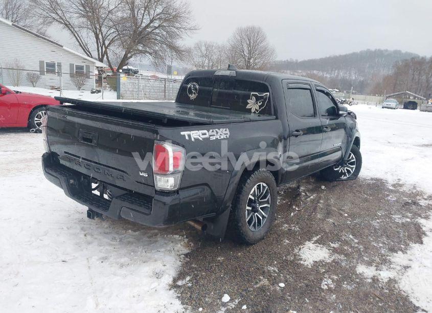 Photo 4 of 2020 Toyota Tacoma (VIN 3TMCZ5AN5LM338408)