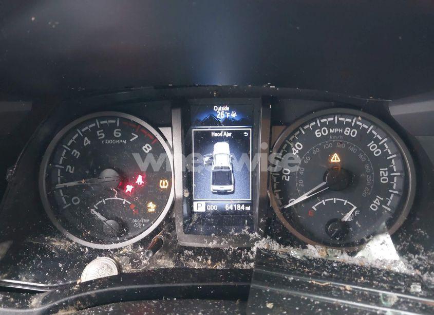 Photo 7 of 2020 Toyota Tacoma (VIN 3TMCZ5AN5LM338408)