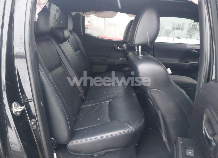 Photo 8 of 2020 Toyota Tacoma (VIN 3TMCZ5AN5LM338408)