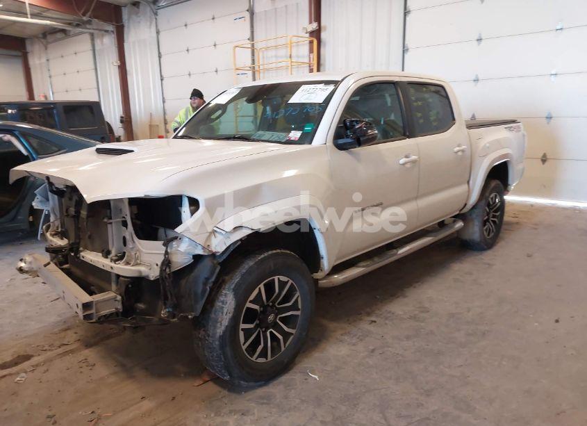Photo 2 of 2020 Toyota Tacoma TRD SPORT (VIN 3TMCZ5AN5LM362756)