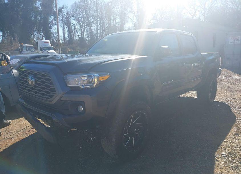 Photo 2 of 2021 Toyota Tacoma TRD OFF-ROAD (VIN 3TMCZ5AN5MM375251)