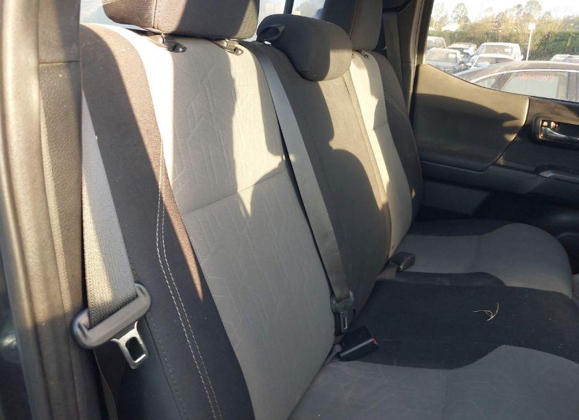 Photo 8 of 2021 Toyota Tacoma TRD OFF-ROAD (VIN 3TMCZ5AN5MM375251)