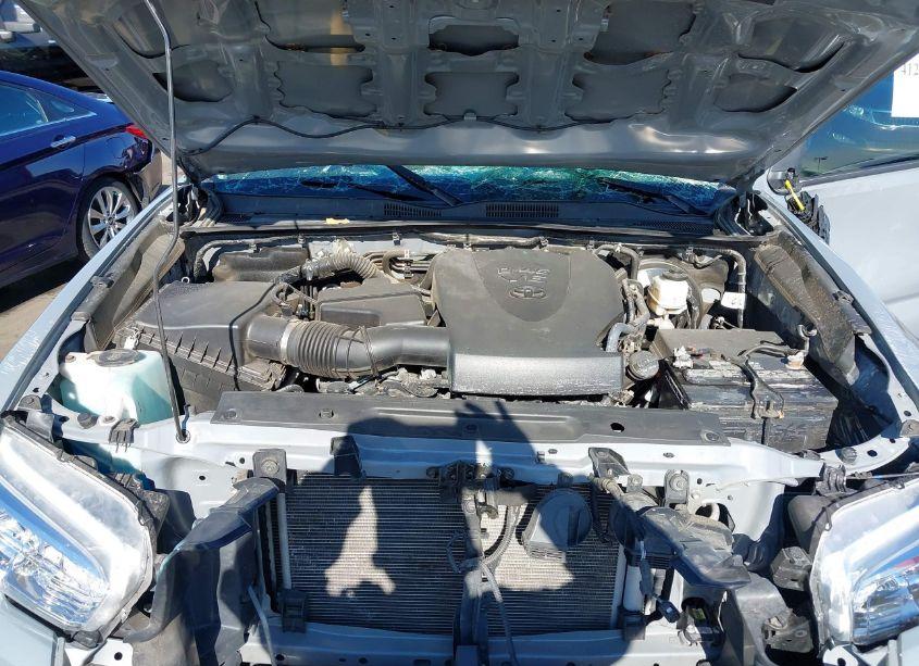 Photo 10 of 2021 Toyota Tacoma SR5 V6 (VIN 3TMCZ5AN5MM398027)