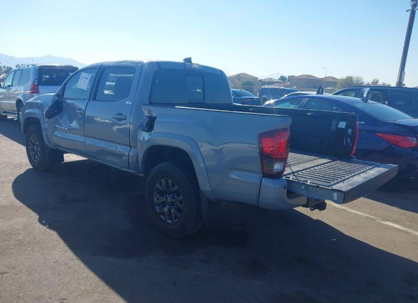 Photo 3 of 2021 Toyota Tacoma SR5 V6 (VIN 3TMCZ5AN5MM398027)