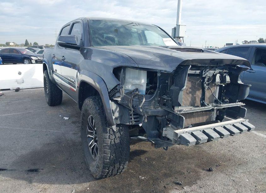 2021 Toyota Tacoma TRD SPORT (VIN 3TMCZ5AN5MM415828) main photo