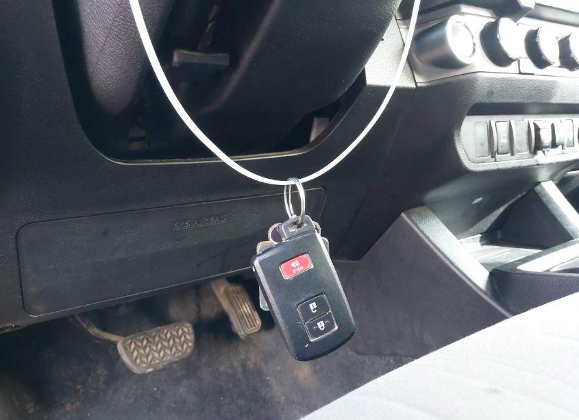 Photo 11 of 2021 Toyota Tacoma TRD SPORT (VIN 3TMCZ5AN5MM415828)