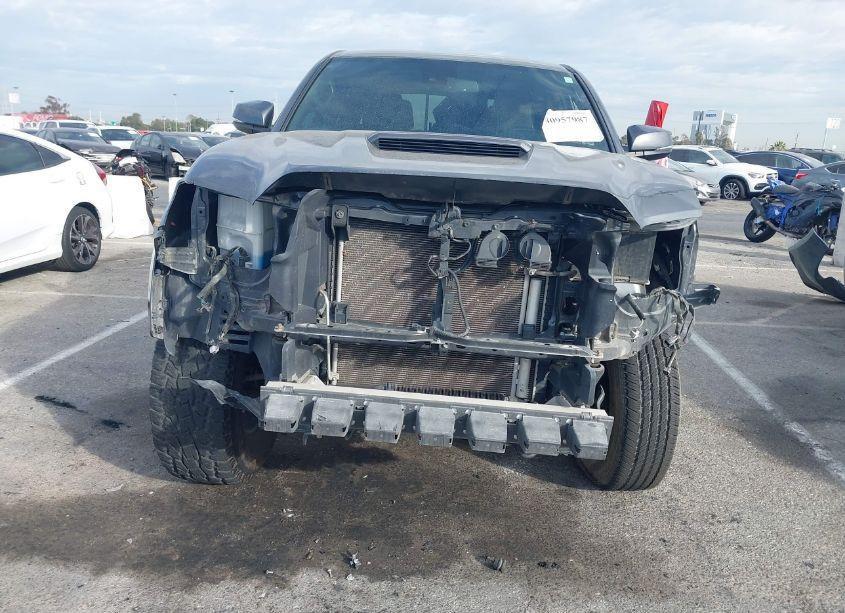 Photo 13 of 2021 Toyota Tacoma TRD SPORT (VIN 3TMCZ5AN5MM415828)