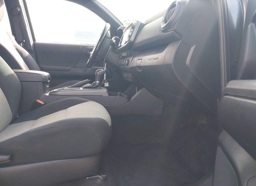 Photo 5 of 2021 Toyota Tacoma TRD SPORT (VIN 3TMCZ5AN5MM415828)