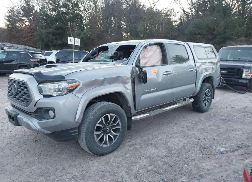 Photo 2 of 2021 Toyota Tacoma TRD SPORT (VIN 3TMCZ5AN5MM417367)