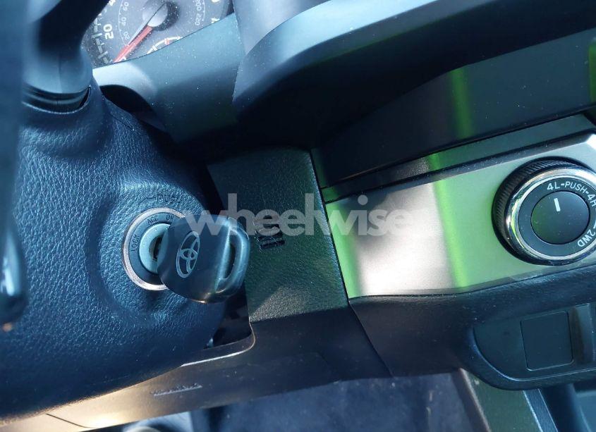 Photo 11 of 2021 Toyota Tacoma SR V6 (VIN 3TMCZ5AN5MM421404)