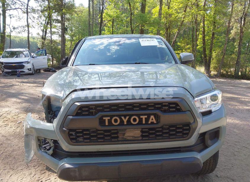 Photo 12 of 2022 Toyota Tacoma SR5 V6 (VIN 3TMCZ5AN5NM518961)