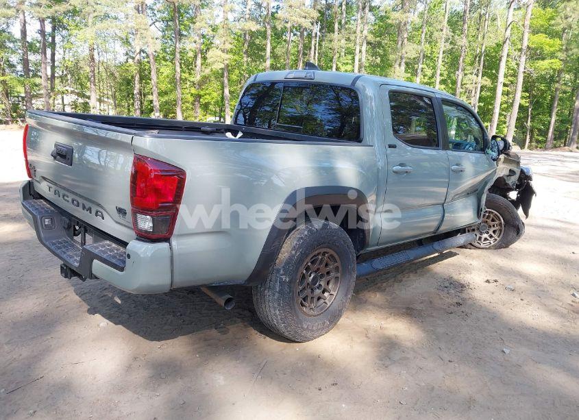 Photo 4 of 2022 Toyota Tacoma SR5 V6 (VIN 3TMCZ5AN5NM518961)