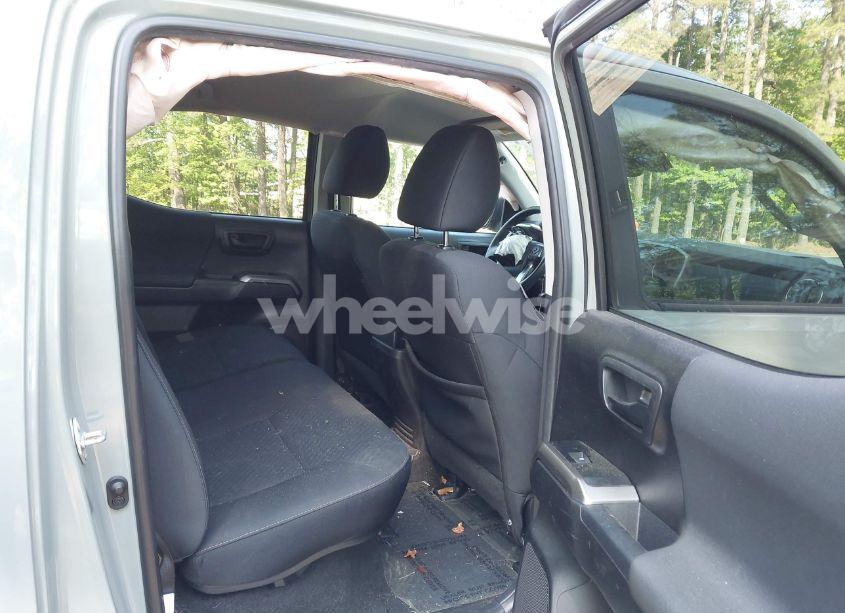 Photo 8 of 2022 Toyota Tacoma SR5 V6 (VIN 3TMCZ5AN5NM518961)