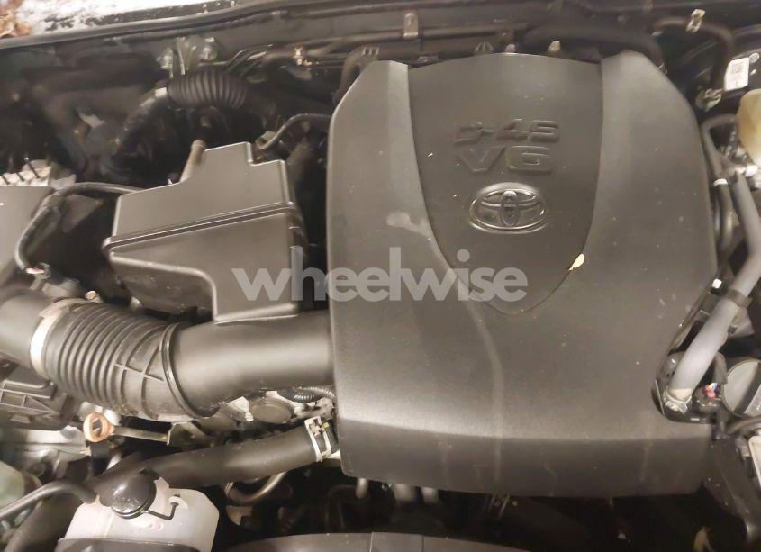 Photo 10 of 2022 Toyota Tacoma SR5 V6 (VIN 3TMCZ5AN5NM528034)