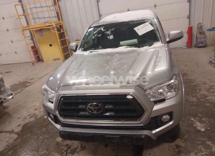 Photo 12 of 2022 Toyota Tacoma SR5 V6 (VIN 3TMCZ5AN5NM528034)