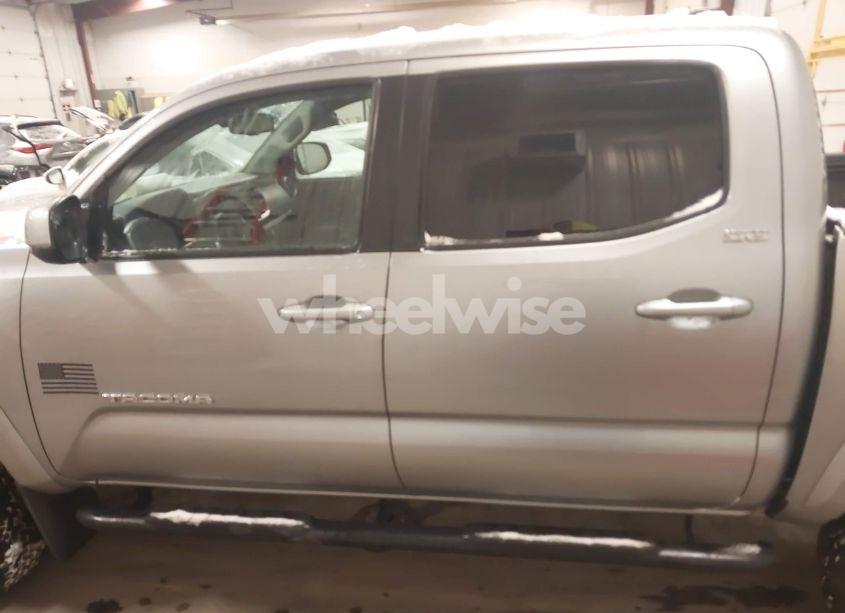 Photo 14 of 2022 Toyota Tacoma SR5 V6 (VIN 3TMCZ5AN5NM528034)