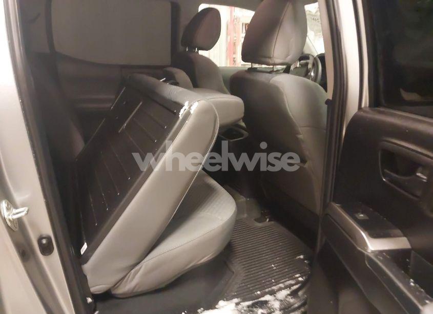 Photo 8 of 2022 Toyota Tacoma SR5 V6 (VIN 3TMCZ5AN5NM528034)