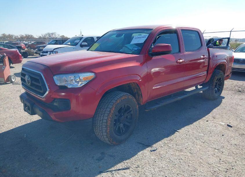Photo 2 of 2022 Toyota Tacoma SR V6 (VIN 3TMCZ5AN5NM528535)