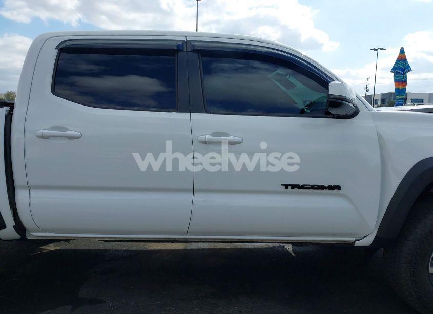 Photo 13 of 2023 Toyota Tacoma TRD OFF ROAD (VIN 3TMCZ5AN5PM544107)