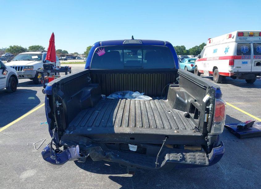 Photo 6 of 2023 Toyota Tacoma TRD OFF ROAD (VIN 3TMCZ5AN5PM569170)