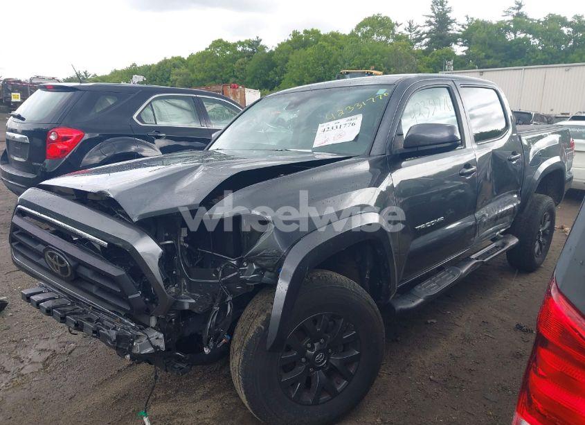 Photo 2 of 2023 Toyota Tacoma SR V6/SR5 V6/TRAIL EDITION/TRD OFF ROAD/TRD PRO/TRD SPORT (VIN 3TMCZ5AN5PM598815)