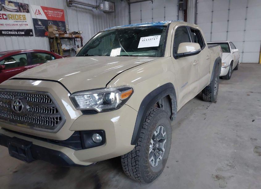 Photo 2 of 2016 Toyota Tacoma TRD OFF ROAD (VIN 3TMCZ5AN6GM020349)