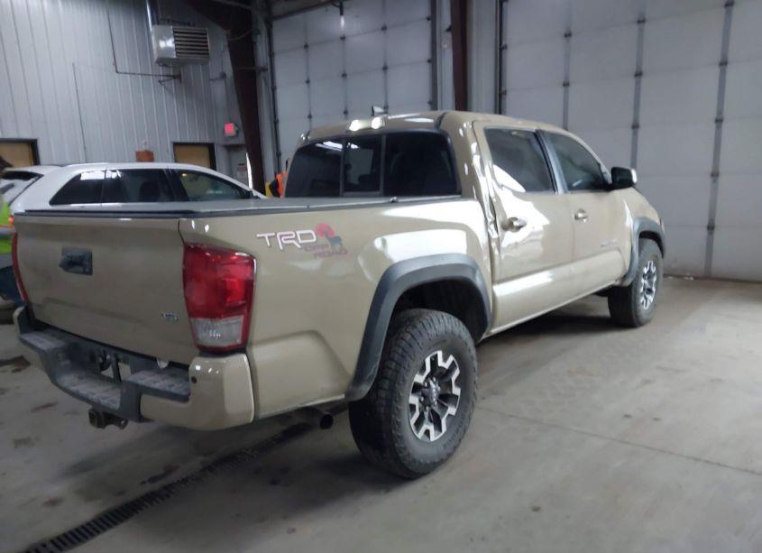 Photo 4 of 2016 Toyota Tacoma TRD OFF ROAD (VIN 3TMCZ5AN6GM020349)