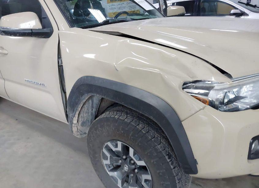 Photo 6 of 2016 Toyota Tacoma TRD OFF ROAD (VIN 3TMCZ5AN6GM020349)
