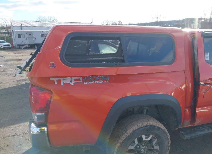 Photo 19 of 2016 Toyota Tacoma TRD OFF ROAD (VIN 3TMCZ5AN6GM025521)