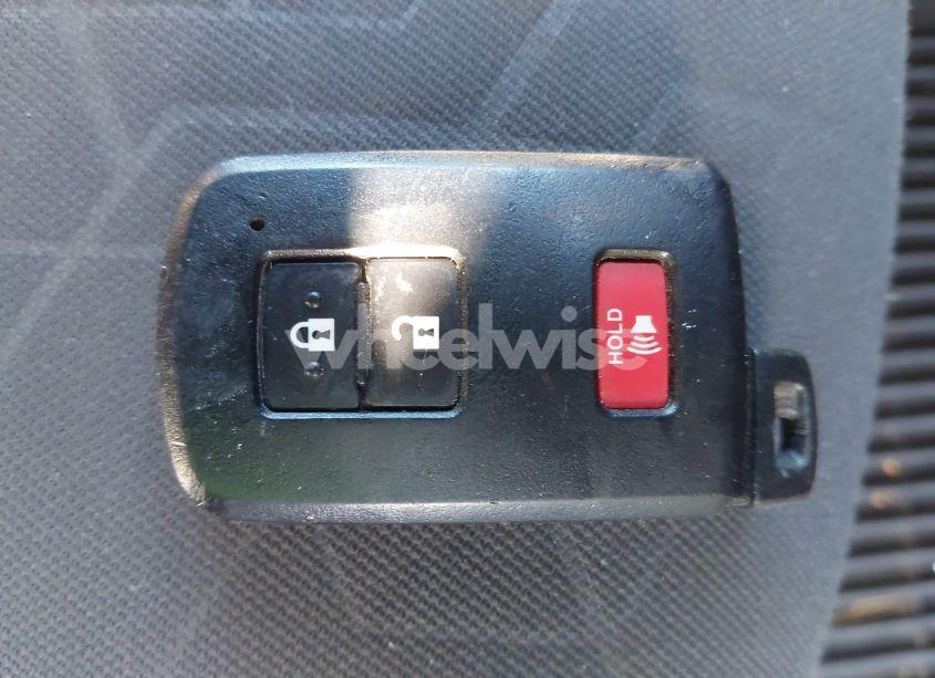 Photo 11 of 2017 Toyota Tacoma TRD OFF ROAD (VIN 3TMCZ5AN6HM073277)