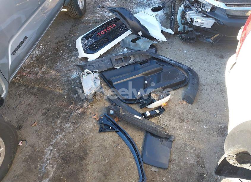 Photo 12 of 2017 Toyota Tacoma TRD OFF ROAD (VIN 3TMCZ5AN6HM073277)