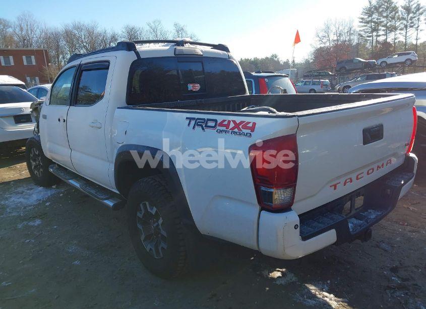 Photo 3 of 2017 Toyota Tacoma TRD OFF ROAD (VIN 3TMCZ5AN6HM073277)