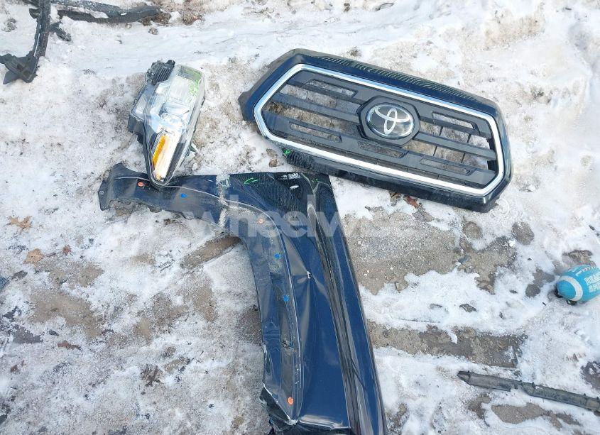 Photo 12 of 2018 Toyota Tacoma SR5 V6 (VIN 3TMCZ5AN6JM121723)