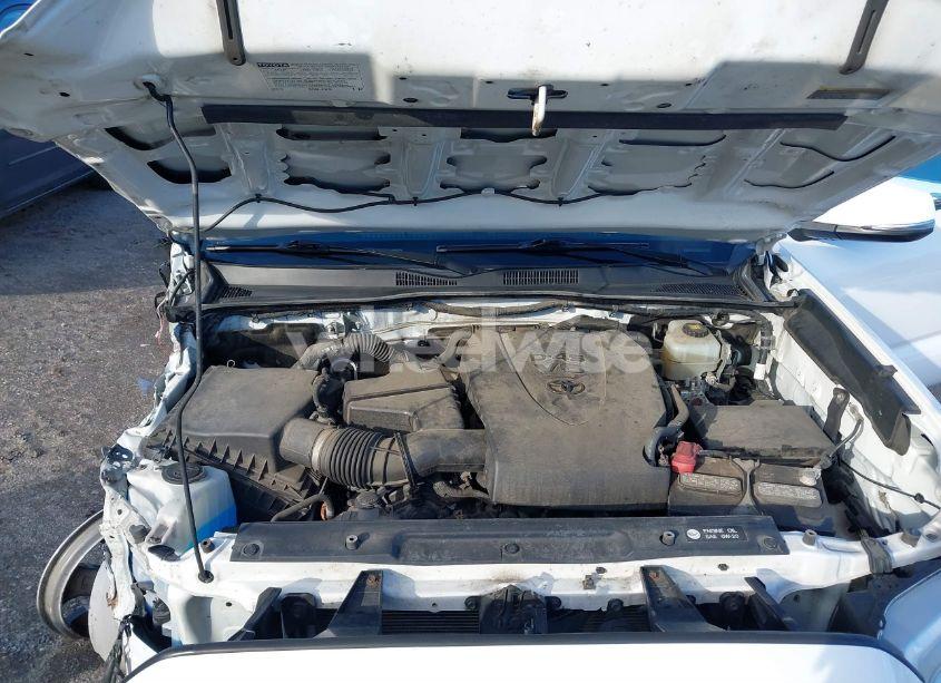 Photo 10 of 2018 Toyota Tacoma TRD OFF ROAD (VIN 3TMCZ5AN6JM135363)