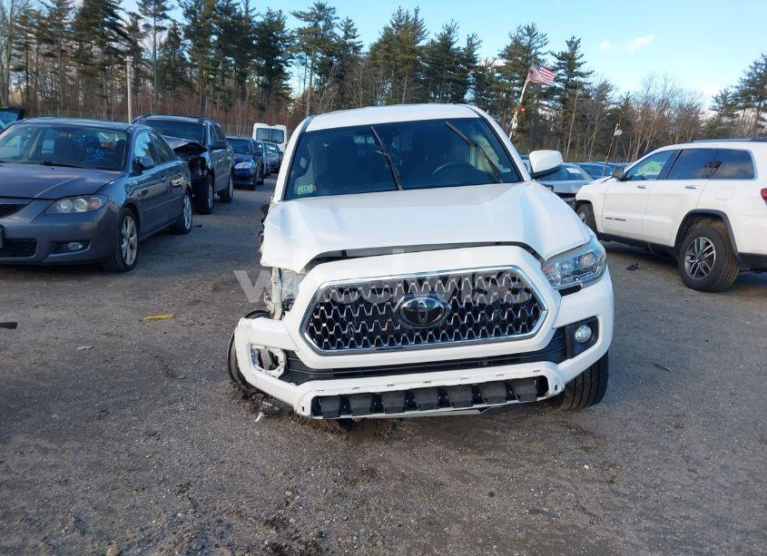 Photo 13 of 2018 Toyota Tacoma TRD OFF ROAD (VIN 3TMCZ5AN6JM135363)