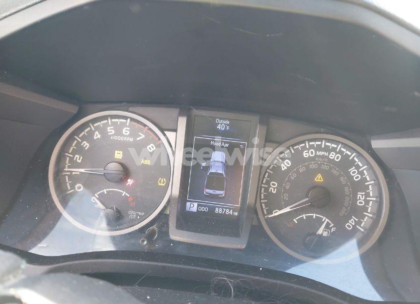 Photo 7 of 2018 Toyota Tacoma TRD OFF ROAD (VIN 3TMCZ5AN6JM135363)