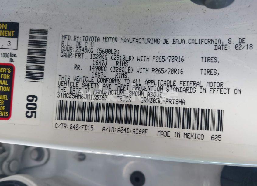 Photo 9 of 2018 Toyota Tacoma TRD OFF ROAD (VIN 3TMCZ5AN6JM135363)