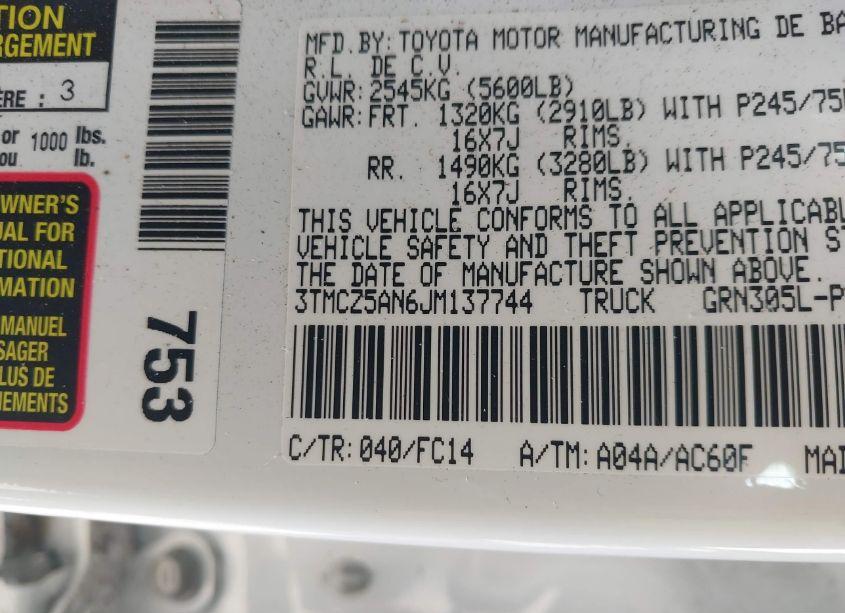 Photo 9 of 2018 Toyota Tacoma SR5 V6 (VIN 3TMCZ5AN6JM137744)